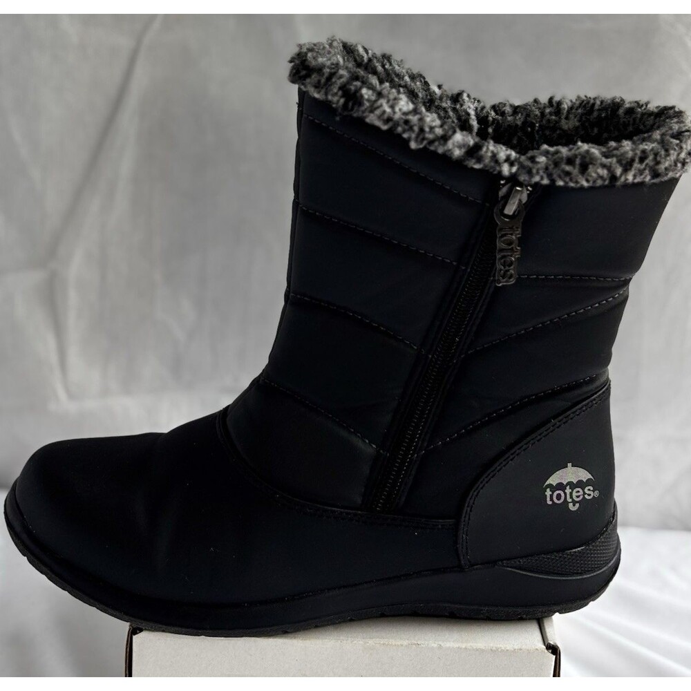 Totes Women's Jennie Black Side Zippers Easy On Snow Slush Boots Size 7M